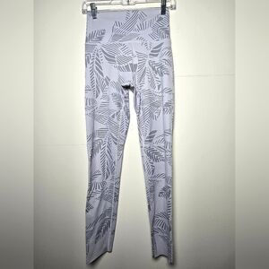 Women's Aerie Chill Play Move High Waisted Palm Leaves Legging, Size Medium